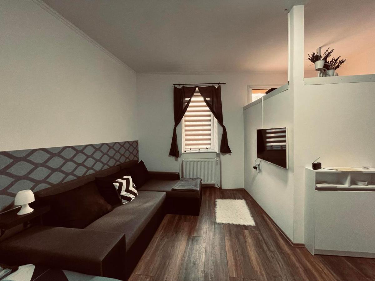 Mazli Vendeghaz Hotel Satoraljaujhely Luaran gambar