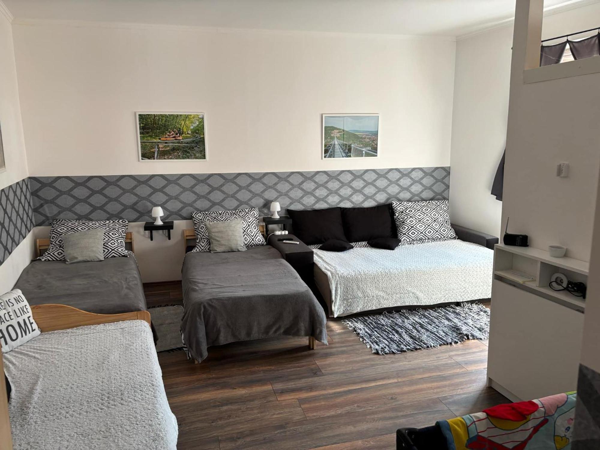 Mazli Vendeghaz Hotel Satoraljaujhely Luaran gambar
